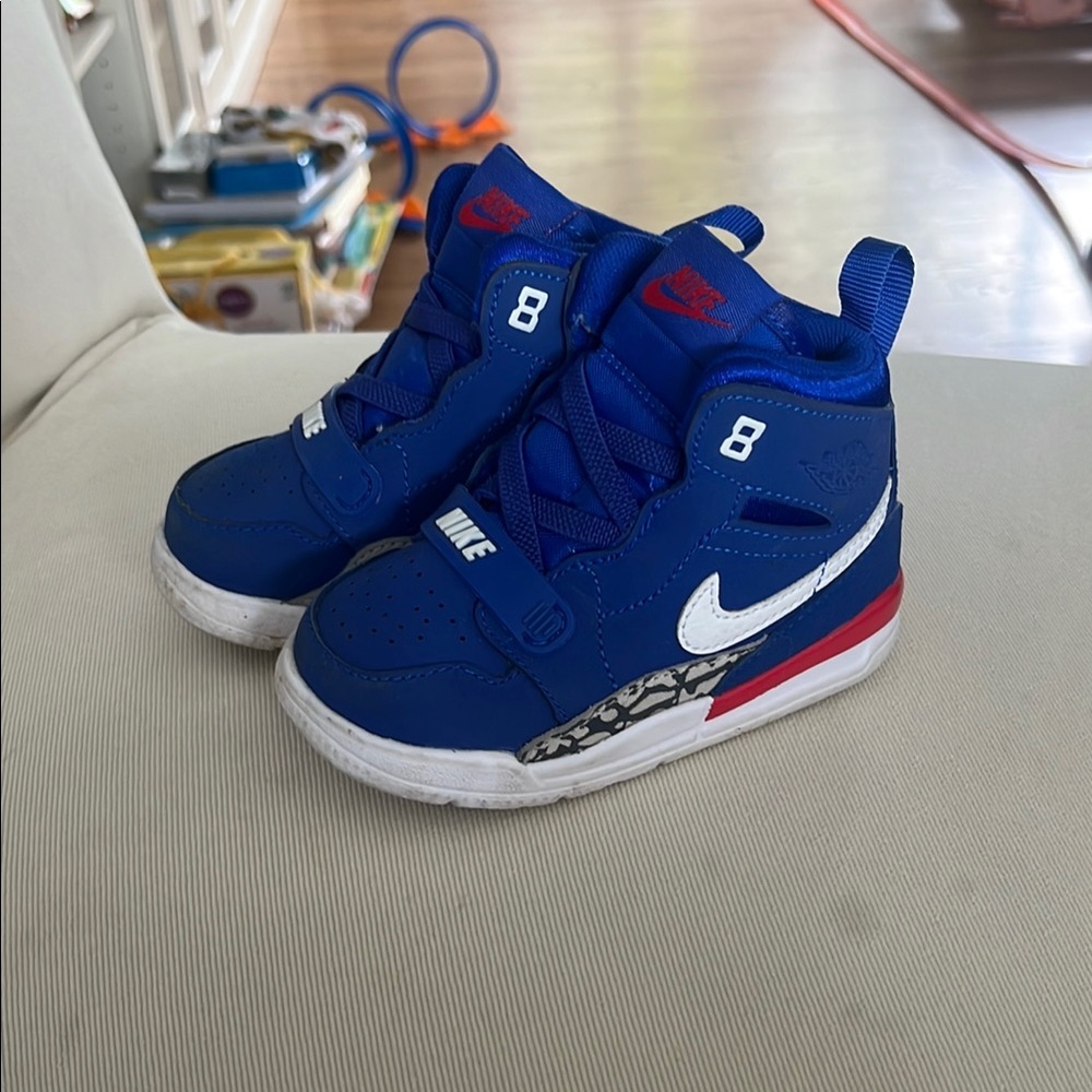 Kids blue Jordan’s